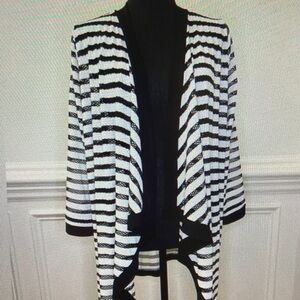 IC COLLECTION Black and White Striped Open-Front Cardigan